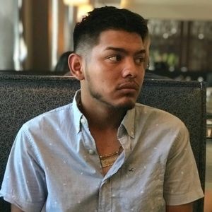 Meet your Posher, Eduardo